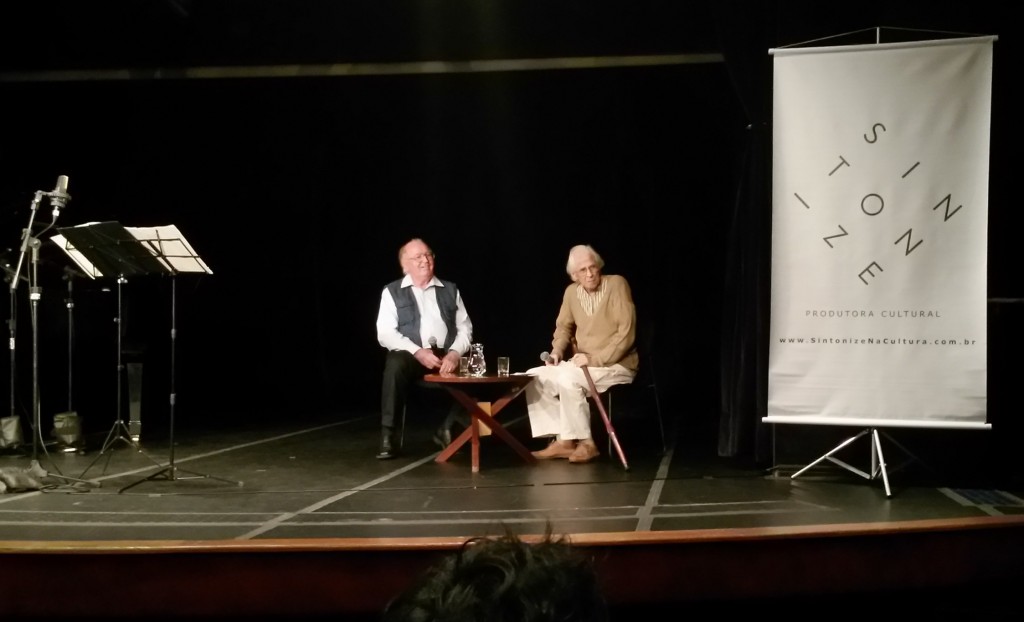 Edino Krieger e Gilberto Mendes conversam com a platéia do 2º FMCB